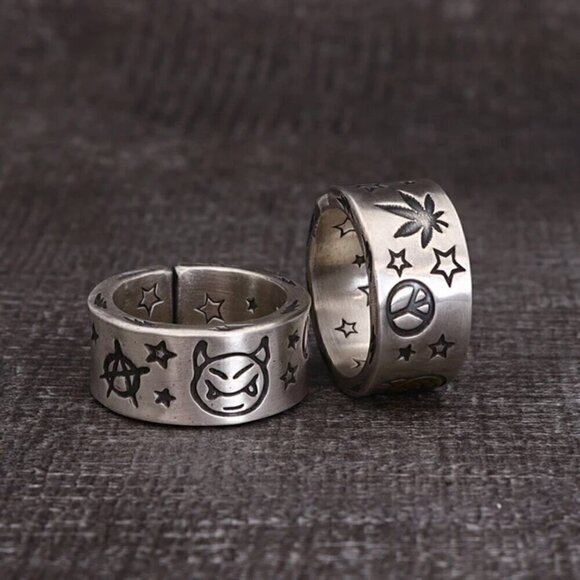 925 Sterling Cartoon Devil Face Boho Ring (Silver Face) #1354 - Picture 6 of 12